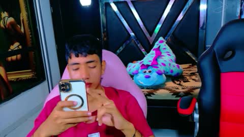 darwinandbrayan online show from November 2025 09:26:01 PM