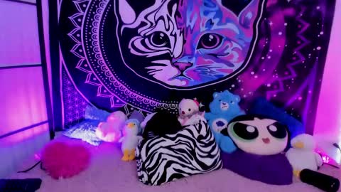 Snapshot of daryimiau chatting on April 2026 04:59:01 AM daryimiau online show from April 2026 04:59:01 AM