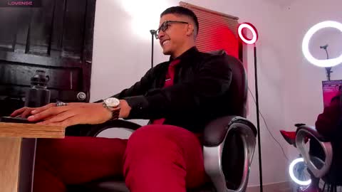 Dash online show from October 2025 11:52:02 AM