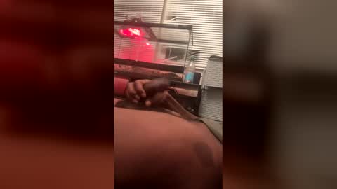 Snapshot of dasquirtmaster chatting on March 2026 08:19:01 AM dasquirtmaster online show from March 2026 08:19:01 AM