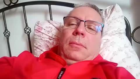 Snapshot of dasteroff chatting on February 2025 11:51:02 AM dasteroff online show from February 2025 11:51:02 AM