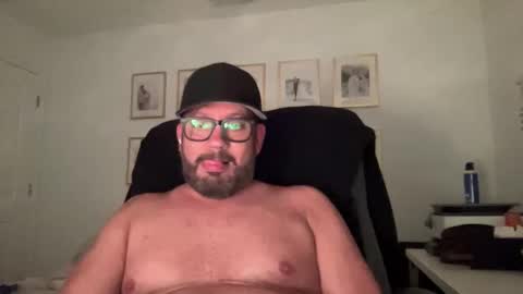 Snapshot of datguy127 chatting on March 2026 03:44:02 AM Datguy127 online show from March 2026 03:44:02 AM