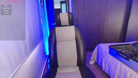 Snapshot of dave02_ chatting on April 2026 08:06:02 PM David online show from April 2026 08:06:02 PM