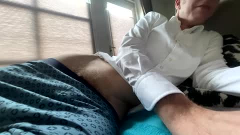 dave76b online show from February 2025 03:31:01 PM