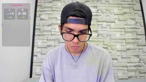 Snapshot of dave_925_ chatting on April 2026 07:04:02 PM dave_925_ online show from April 2026 07:04:02 PM