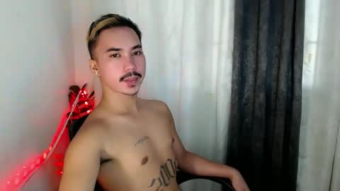 Snapshot of dave_cummers chatting on June 2026 02:16:02 AM DAVE online show from June 2026 02:16:02 AM