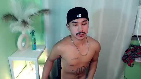 Snapshot of dave_cummers chatting on June 2026 06:11:02 AM DAVE online show from June 2026 06:11:02 AM