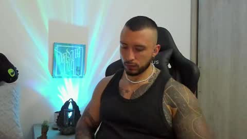 Snapshot of dave_max93 chatting on October 2025 01:40:01 AM DAVE MAX online show from October 2025 01:40:01 AM