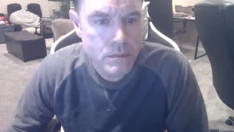 Snapshot of daved14u chatting on May 2026 05:58:01 AM daved14u online show from May 2026 05:58:01 AM
