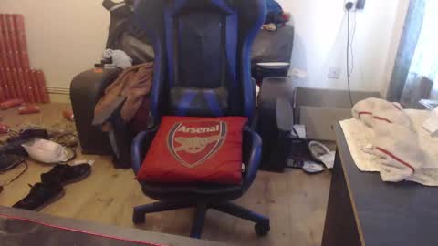 dave online show from April 2026 03:18:02 PM