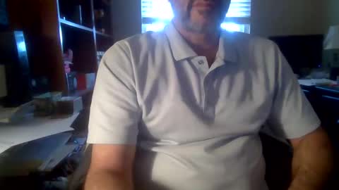 Snapshot of davethebooky chatting on December 2024 07:06:01 PM Dave online show from December 2024 07:06:01 PM