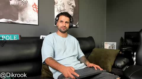 Snapshot of davevilboy chatting on December 2024 01:57:02 PM Daves online show from December 2024 01:57:02 PM