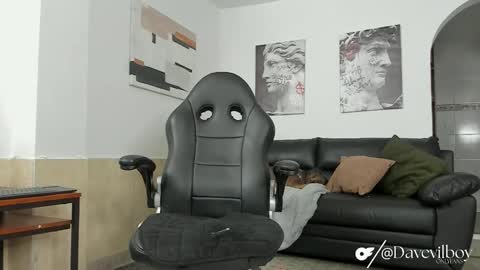 Snapshot of davevilboy chatting on September 2025 12:05:02 PM Daves online show from September 2025 12:05:02 PM