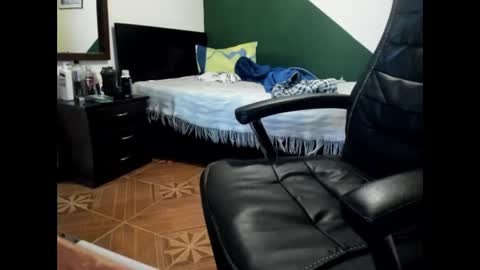 Snapshot of david_2789 chatting on March 2025 01:55:02 AM David online show from March 2025 01:55:02 AM