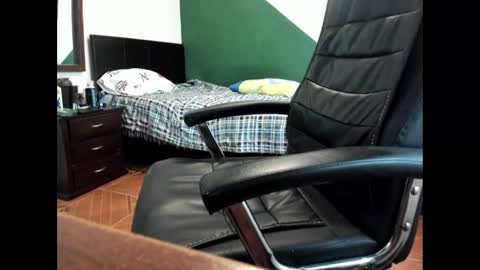 Snapshot of david_2789 chatting on March 2025 10:47:01 PM David online show from March 2025 10:47:01 PM