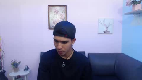 Snapshot of david_925_ chatting on November 2025 02:08:01 PM David online show from November 2025 02:08:01 PM