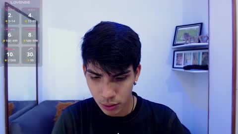 Snapshot of david_925_ chatting on November 2025 05:50:01 AM David online show from November 2025 05:50:01 AM