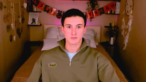 Snapshot of david__diamond chatting on October 2025 04:11:01 PM David online show from October 2025 04:11:01 PM