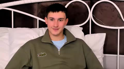 Snapshot of david__diamond chatting on November 2025 04:32:02 PM David online show from November 2025 04:32:02 PM