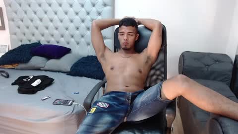 Snapshot of david_bandercock chatting on January 2025 10:38:02 AM david_bandercock online show from January 2025 10:38:02 AM