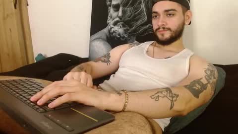 Twitter davidsanctum online show from January 2026 06:17:02 AM