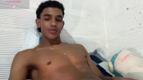 Snapshot of david_hot44 chatting on February 2026 11:20:01 AM david_hot44 online show from February 2026 11:20:01 AM