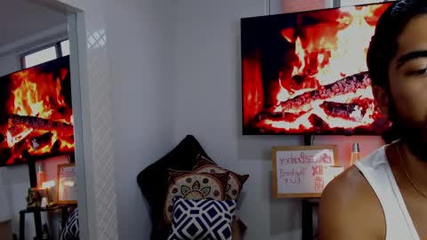 Hey im David that loves to explore and speak their fantasies. Very open talktative and nice. Feel free to chat with me online show from January 2025 10:54:01 PM