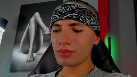 David Jons online show from November 2025 01:59:02 AM