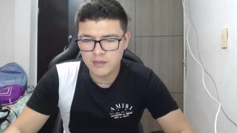 Snapshot of david_smit_ chatting on March 2025 06:43:02 PM david smit online show from March 2025 06:43:02 PM