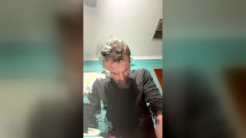 Snapshot of davidcam81outlook chatting on May 2026 08:37:01 PM Myway online show from May 2026 08:37:01 PM