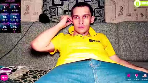 Snapshot of davidcarrollx chatting on April 2026 08:06:02 PM DavidCarroll online show from April 2026 08:06:02 PM