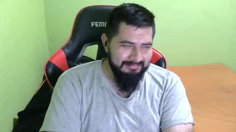 Snapshot of daviddelz chatting on March 2026 05:10:02 AM David online show from March 2026 05:10:02 AM