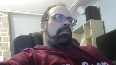 Snapshot of davidmax245 chatting on May 2026 10:43:01 AM davidmax245 online show from May 2026 10:43:01 AM