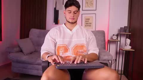 Davies brown    schedule 12pm to 5pm col time online show from September 2025 09:16:02 PM