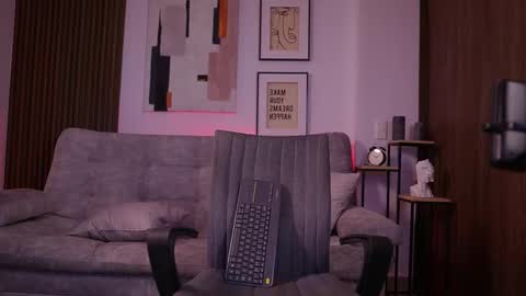 Davies brown    schedule 12pm to 5pm col time online show from February 2026 08:29:02 PM