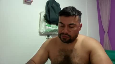 Snapshot of davinson_lopez35 chatting on July 2026 05:06:01 AM davinson_lopez35 online show from July 2026 05:06:01 AM