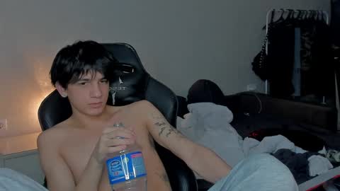 davis online show from January 2025 11:49:02 PM