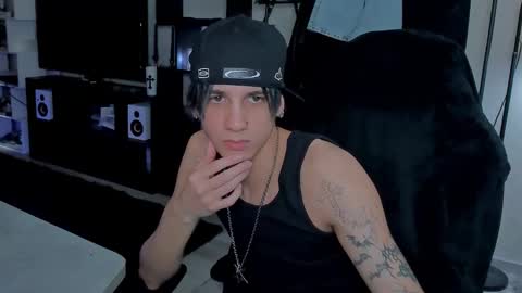 Snapshot of davisross chatting on March 2026 01:39:01 PM davis online show from March 2026 01:39:01 PM