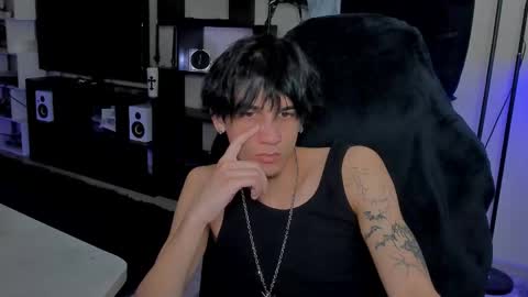 Snapshot of davisross chatting on March 2026 08:45:01 PM davis online show from March 2026 08:45:01 PM