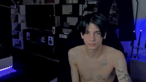 Snapshot of davisross chatting on June 2026 01:55:02 PM davis online show from June 2026 01:55:02 PM