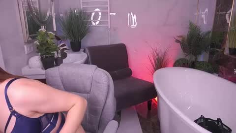 DawnGwin      Sasha online show from April 2026 12:19:02 PM