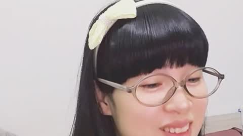 Snapshot of dawnlove22 chatting on March 2026 05:46:02 AM Mita online show from March 2026 05:46:02 AM