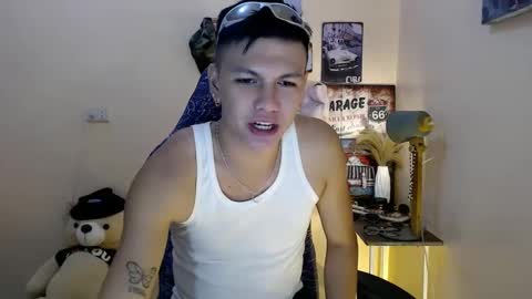 Snapshot of dax_x chatting on January 2025 10:33:01 PM JC LOVER BOY online show from January 2025 10:33:01 PM