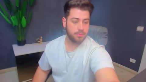 Snapshot of daxgreer chatting on April 2026 04:46:02 AM DaxGreer online show from April 2026 04:46:02 AM