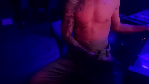 Snapshot of day__tripper chatting on December 2024 09:22:01 AM day tripper online show from December 2024 09:22:01 AM