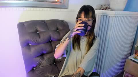 Snapshot of dayanne7 chatting on December 2024 05:40:02 AM dayanne7 online show from December 2024 05:40:02 AM