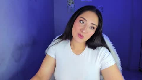 Snapshot of daysi_glow chatting on March 2026 12:21:01 AM online show from March 2026 12:21:01 AM