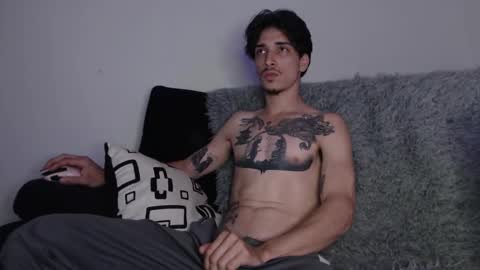 Snapshot of dazzayyy chatting on October 2025 10:54:02 PM dazzayy online show from October 2025 10:54:02 PM