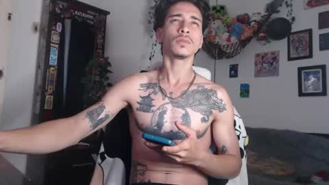 Snapshot of dazzayyy chatting on January 2026 11:26:01 AM dazzayy online show from January 2026 11:26:01 AM