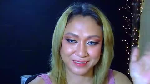 Snapshot of dazzlinglady44 chatting on June 2026 02:33:01 PM stephaniechim online show from June 2026 02:33:01 PM